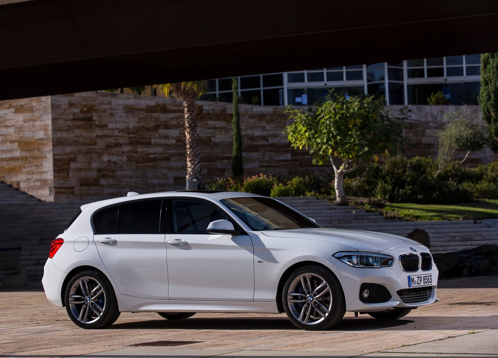 https://wcar.sets.lv/cars/BMW/1.sērija hečbeks/6e519b5c2f4b67e8b0a3f0a2ca3efd68.jpg